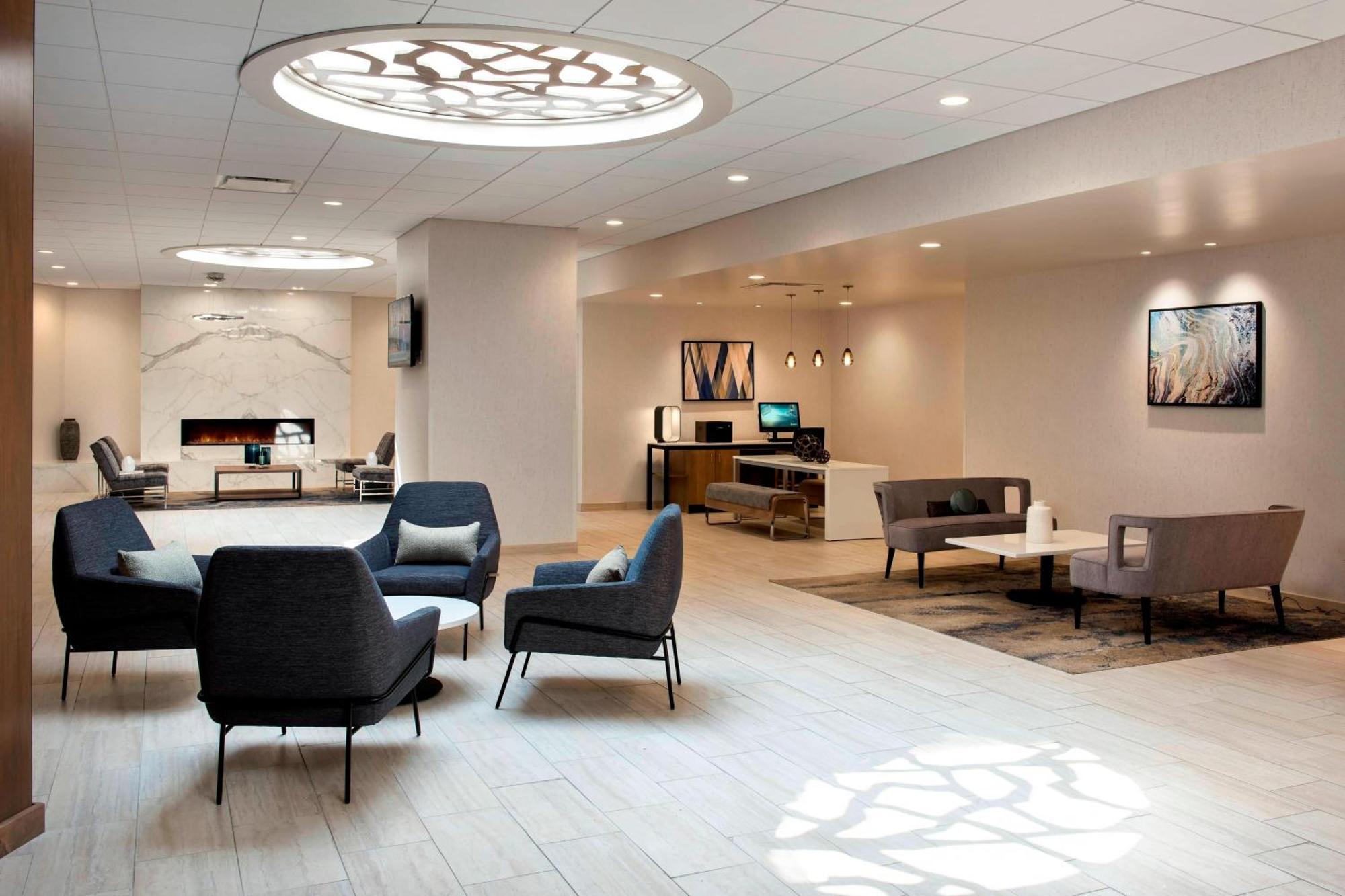 Delta Hotels By Marriott Utica Kültér fotó