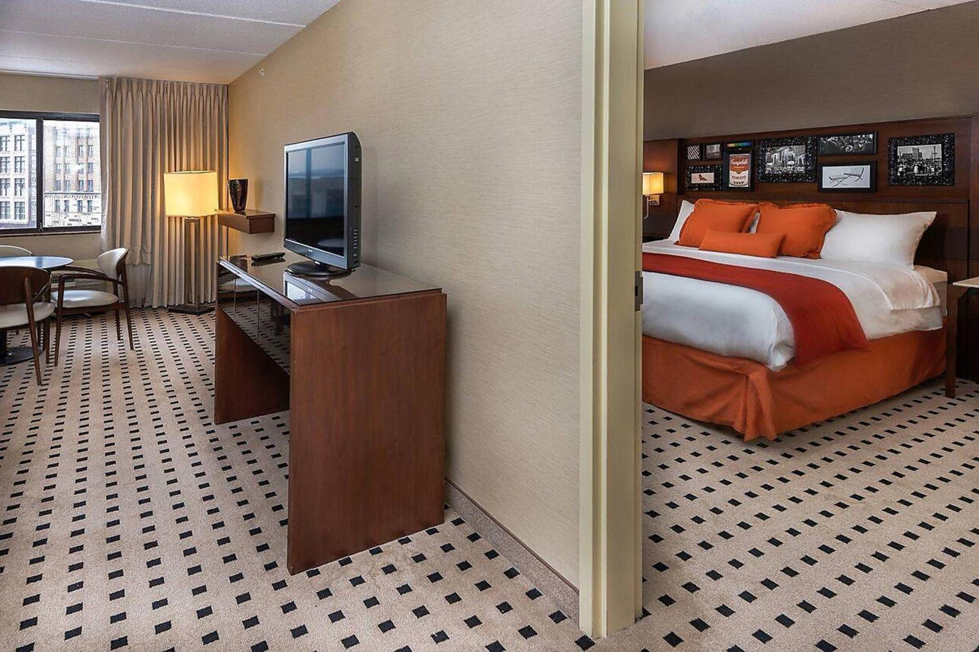 Delta Hotels By Marriott Utica Kültér fotó