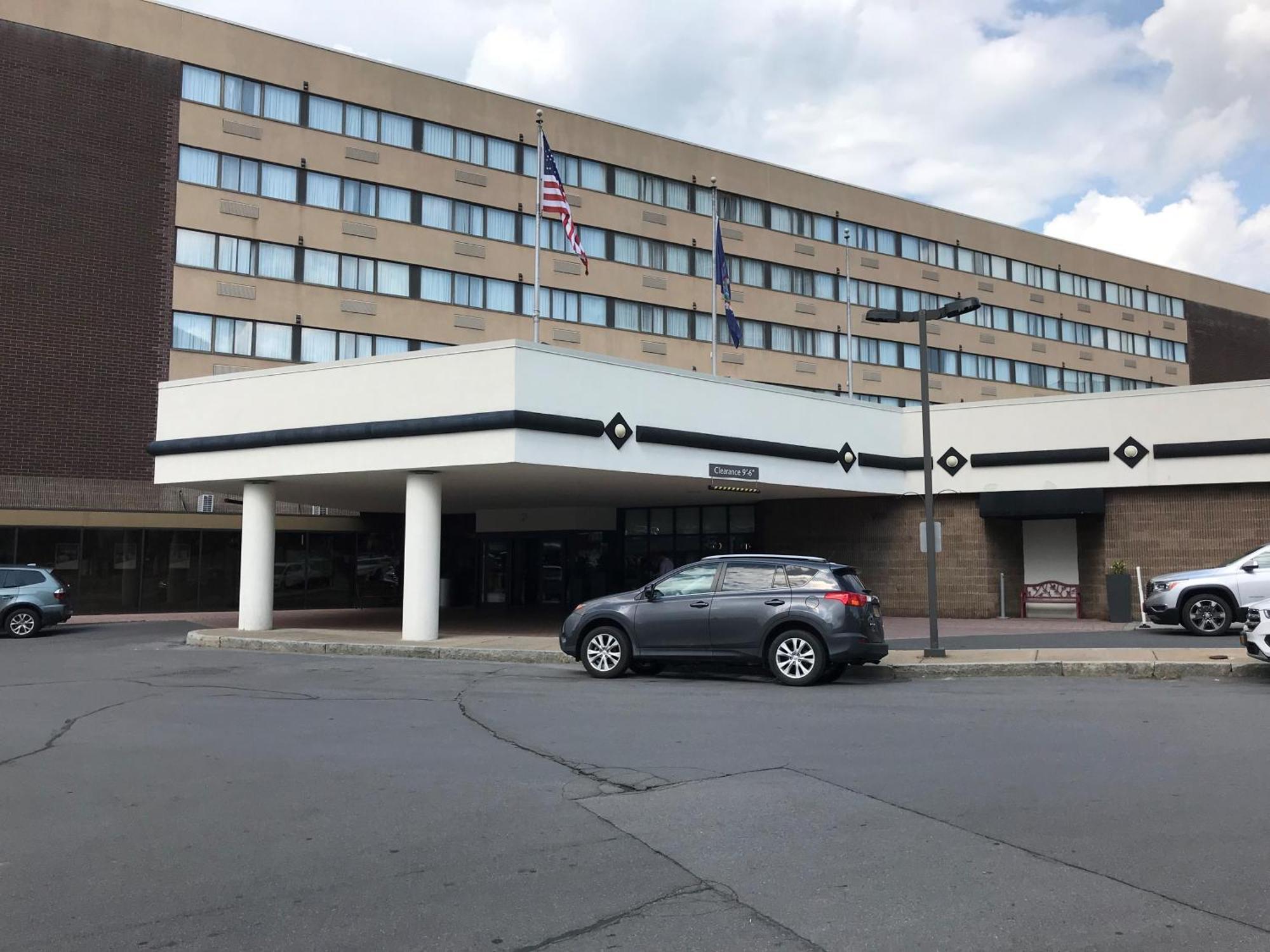 Delta Hotels By Marriott Utica Kültér fotó
